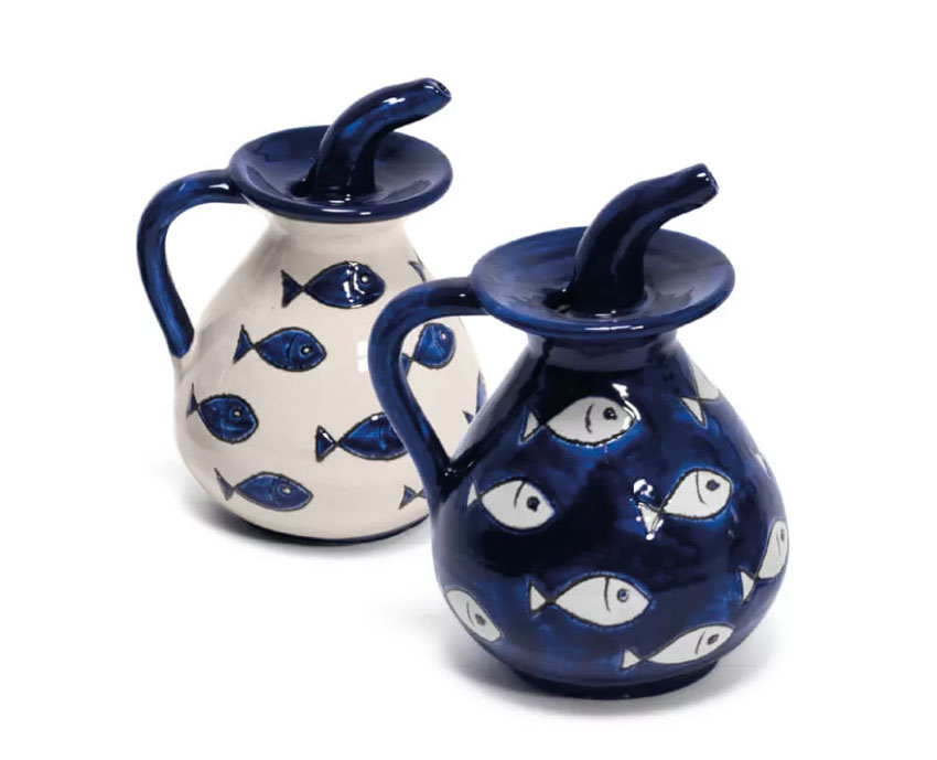 Homepage signature blue white fish